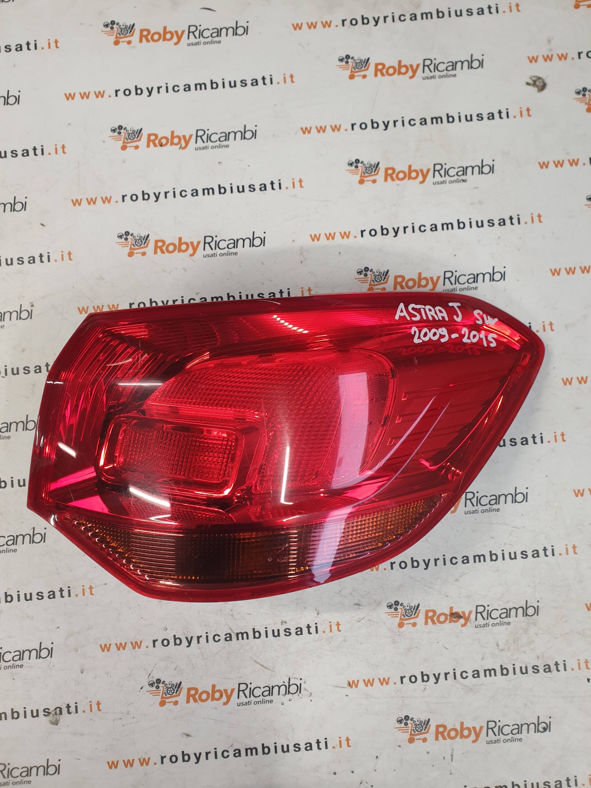 Fanale posteriore destro – Opel Astra J S.W.