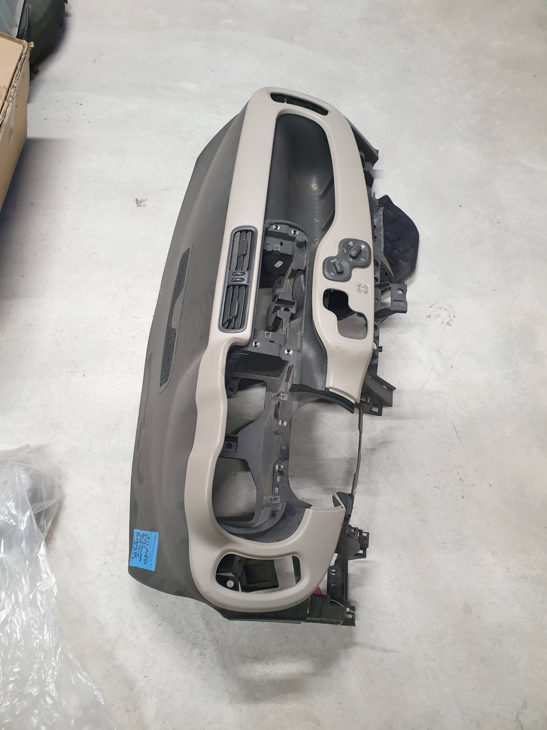 20251106_095835 20251106_095835