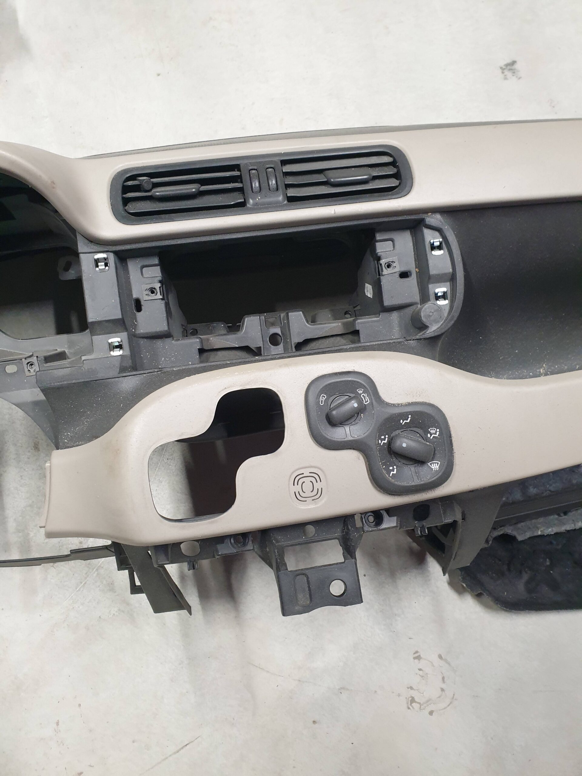 20251106_095858 20251106_095858