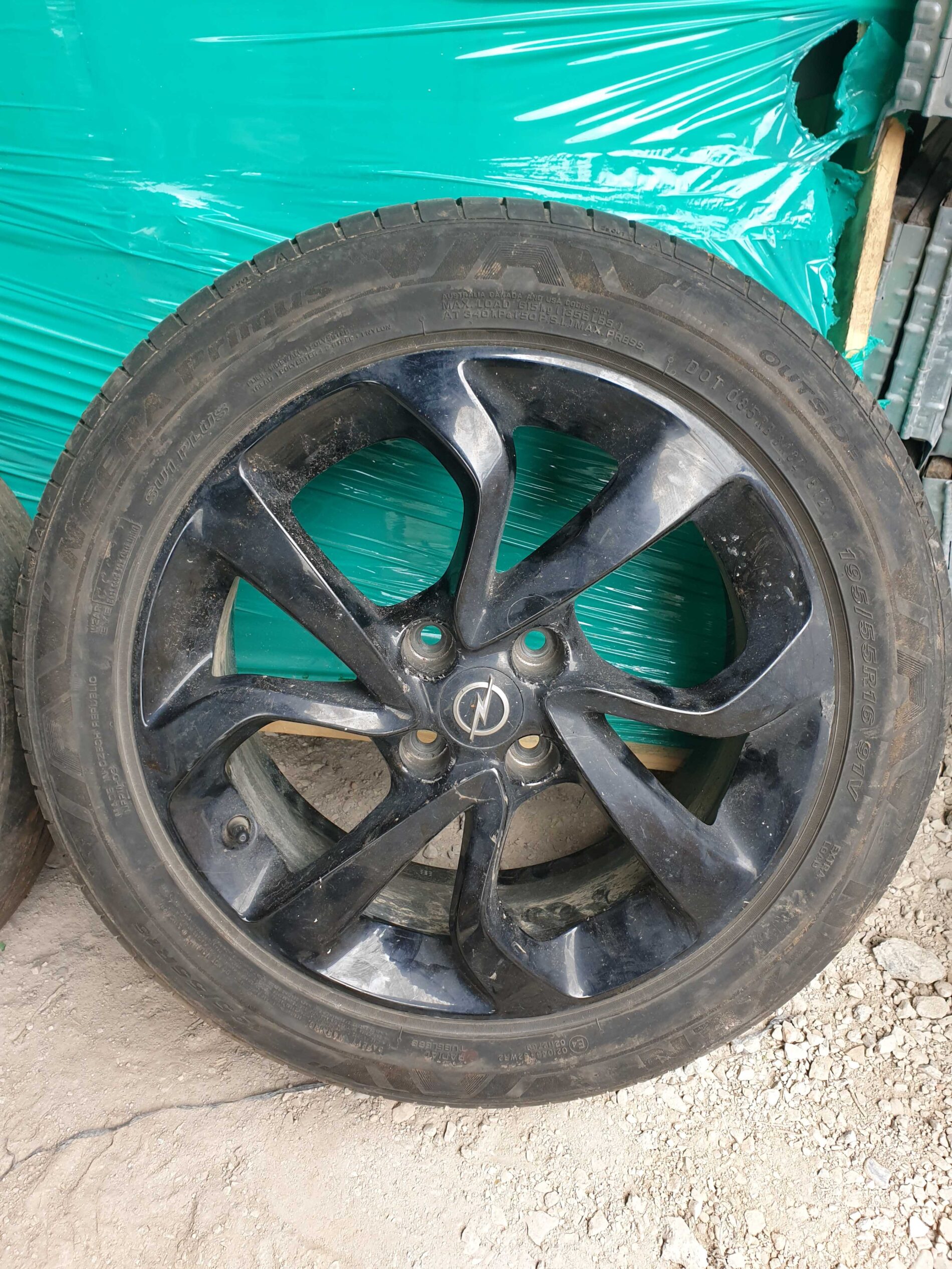 Cerchi in lega con gomme x Opel Corsa – E