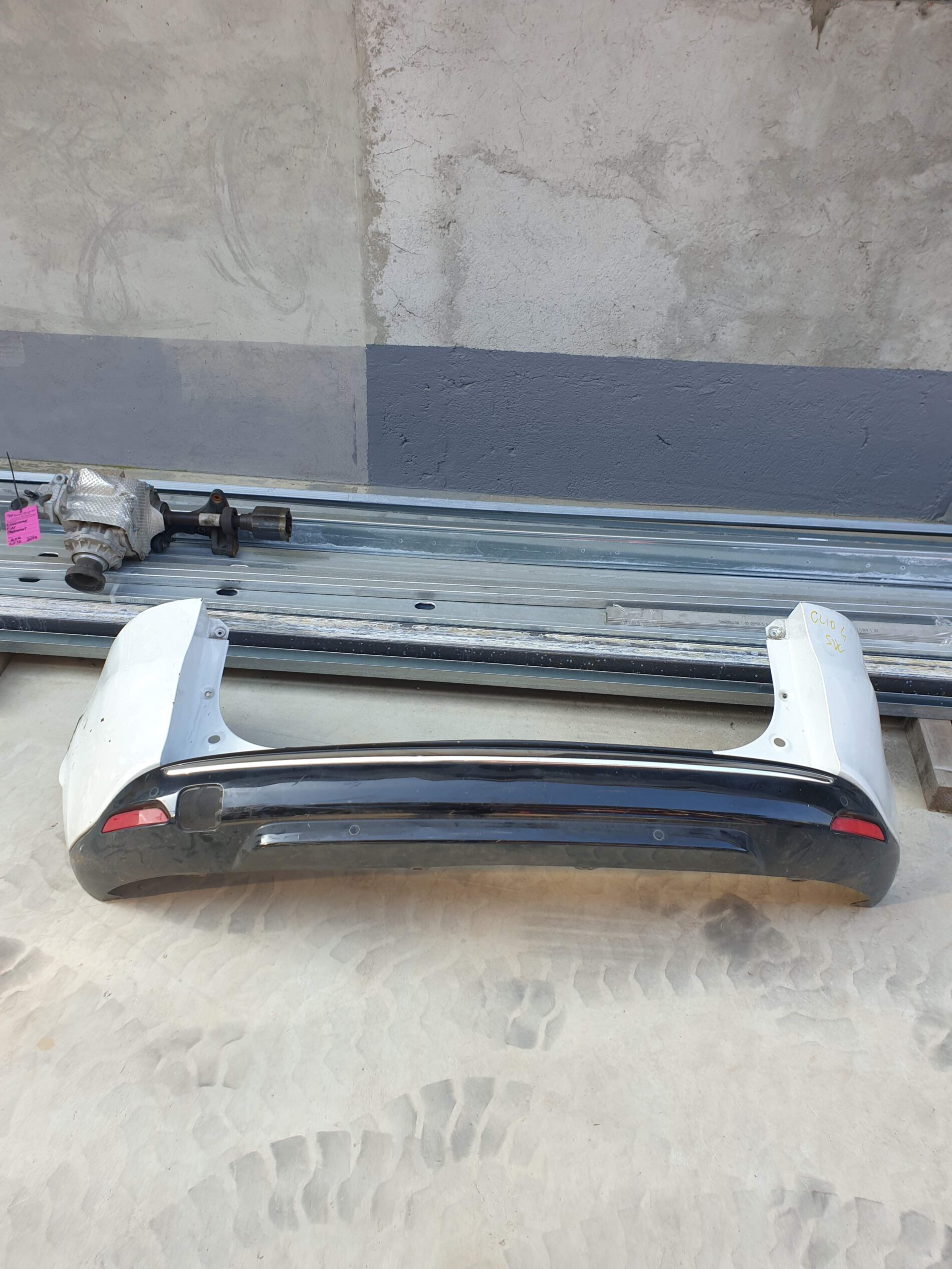Paraurti Posteriore x Renault Clio 4 SW – 2014