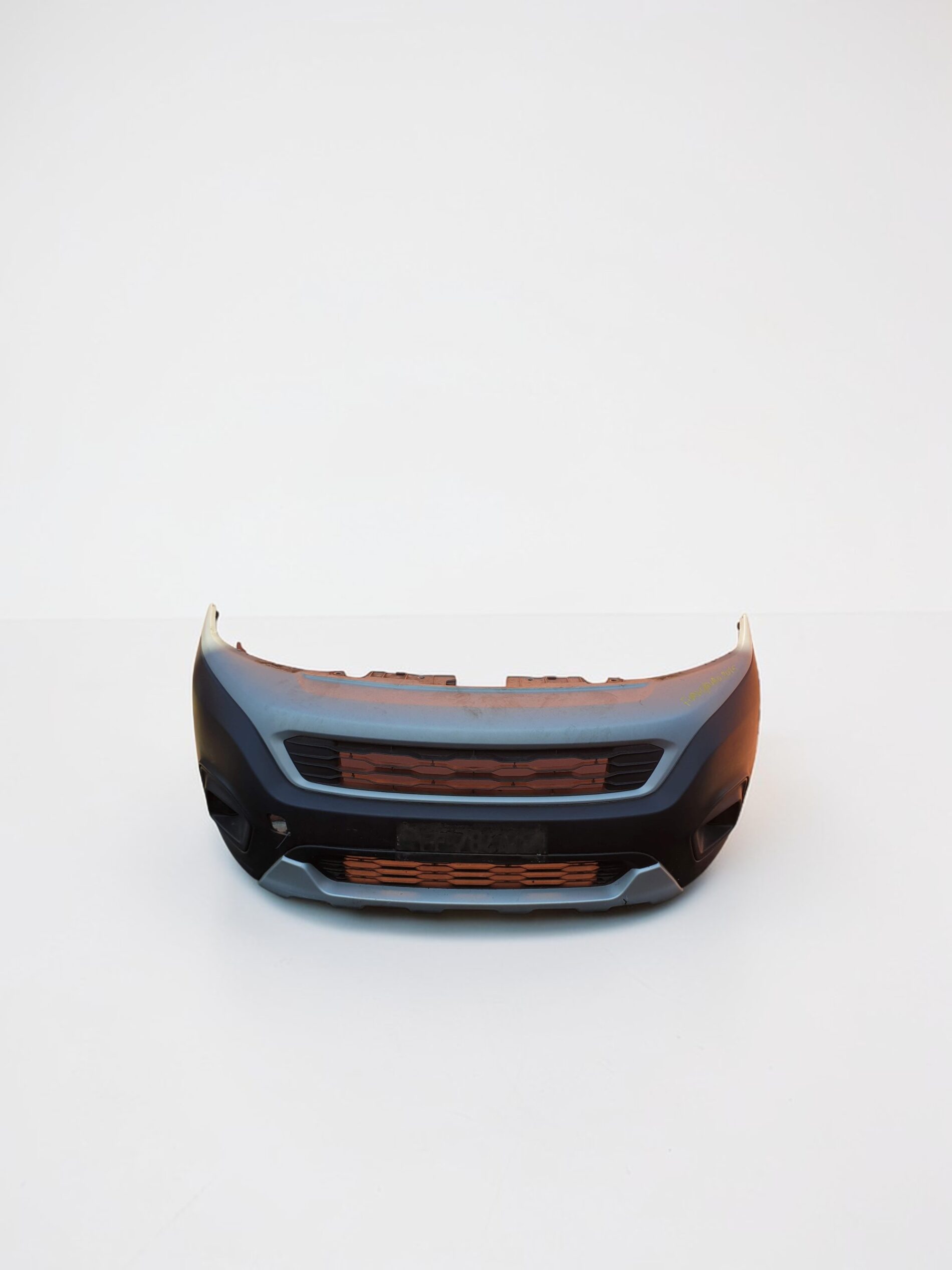 Paraurti Anteriore Fiat Fiorino/Qubo 2018 >