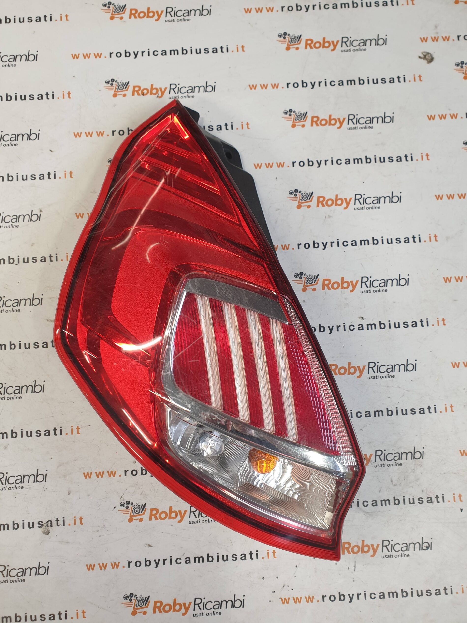 Fanale Posteriore Sinistro x Ford Fiesta – 2013/2016