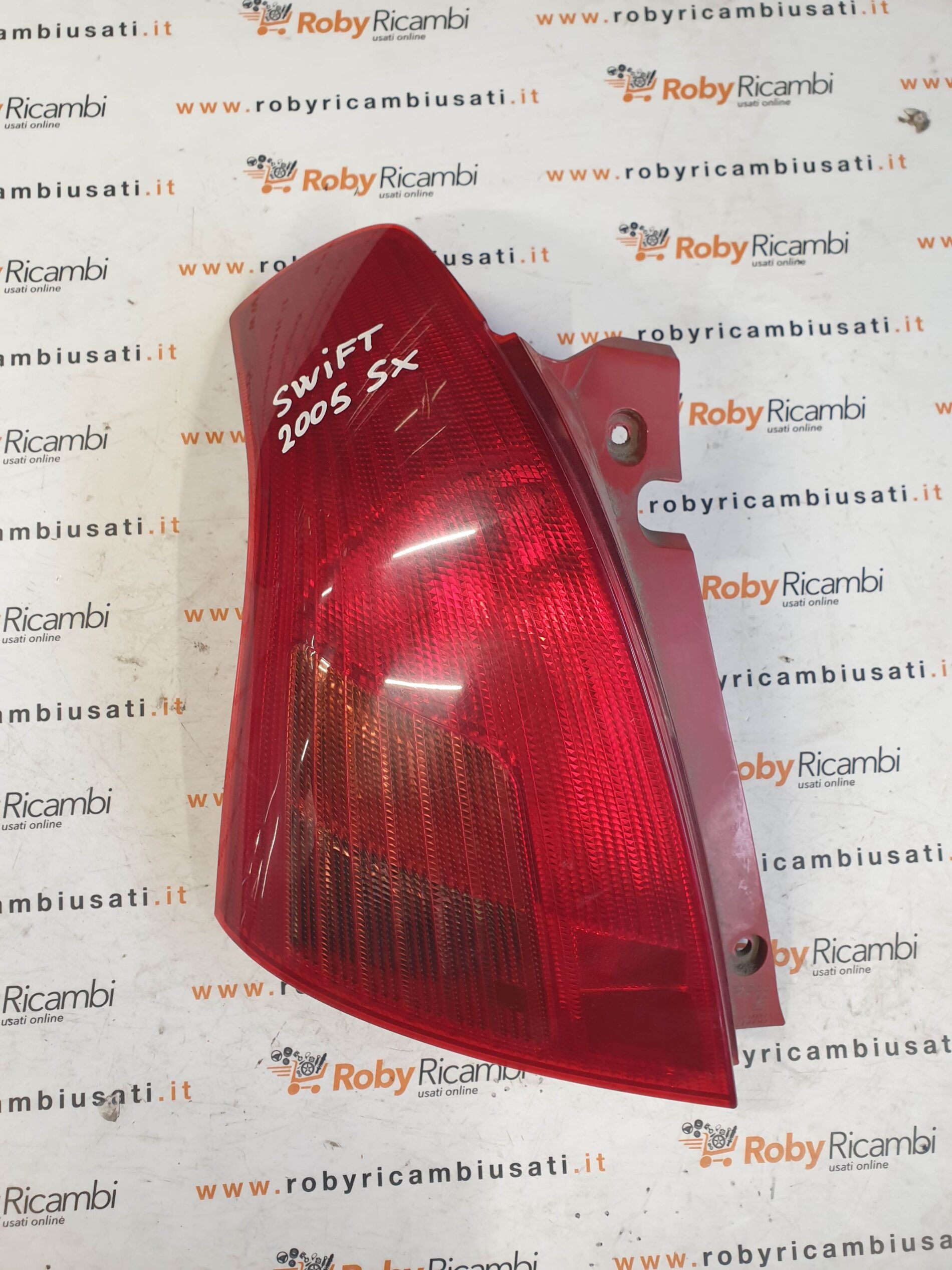 Fanale Posteriore Sinistro x Suzuki Swift – 2005