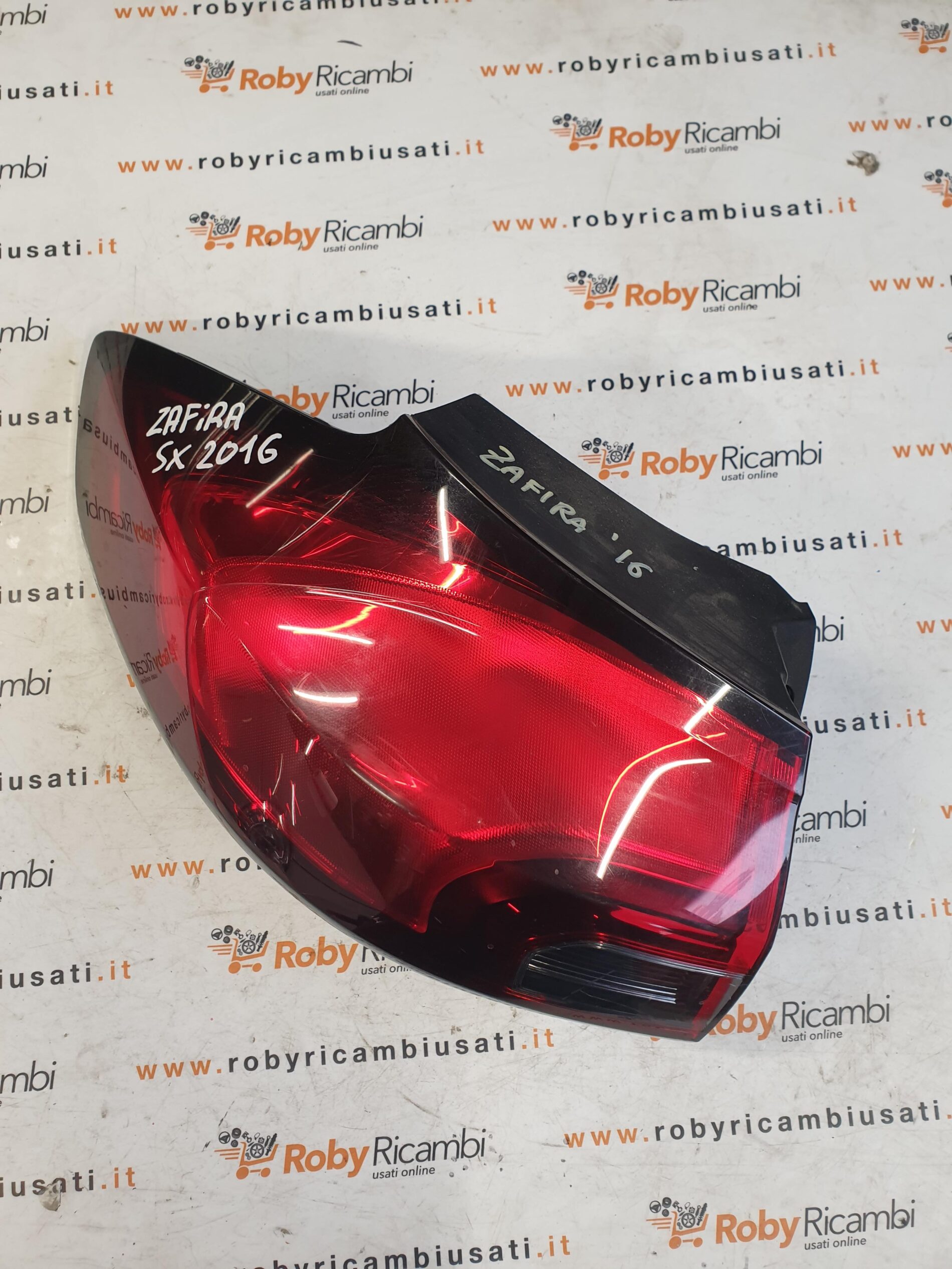 Fanale Posteriore Sinistro Opel Zafira – 2016