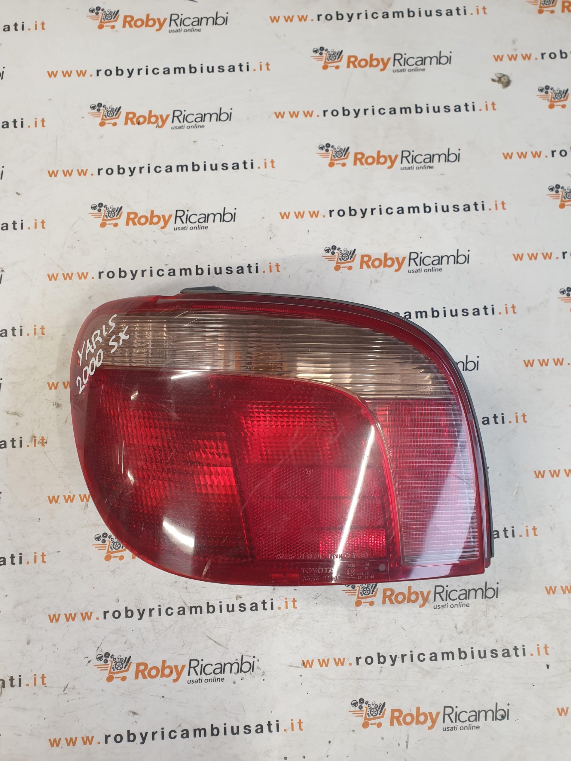 Fanale Posteriore Sinistro x Toyota Yaris – 2000