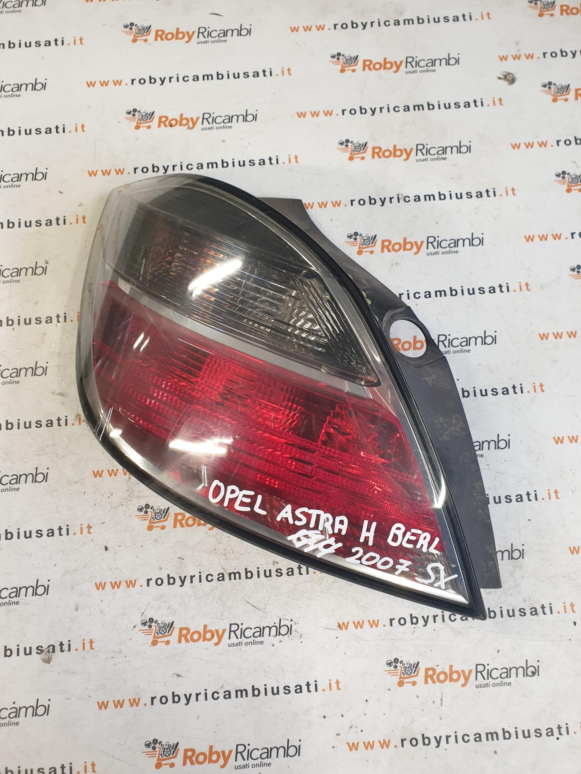 Fanale Posteriore Sinistro x Opel Astra H Berlina – 2007