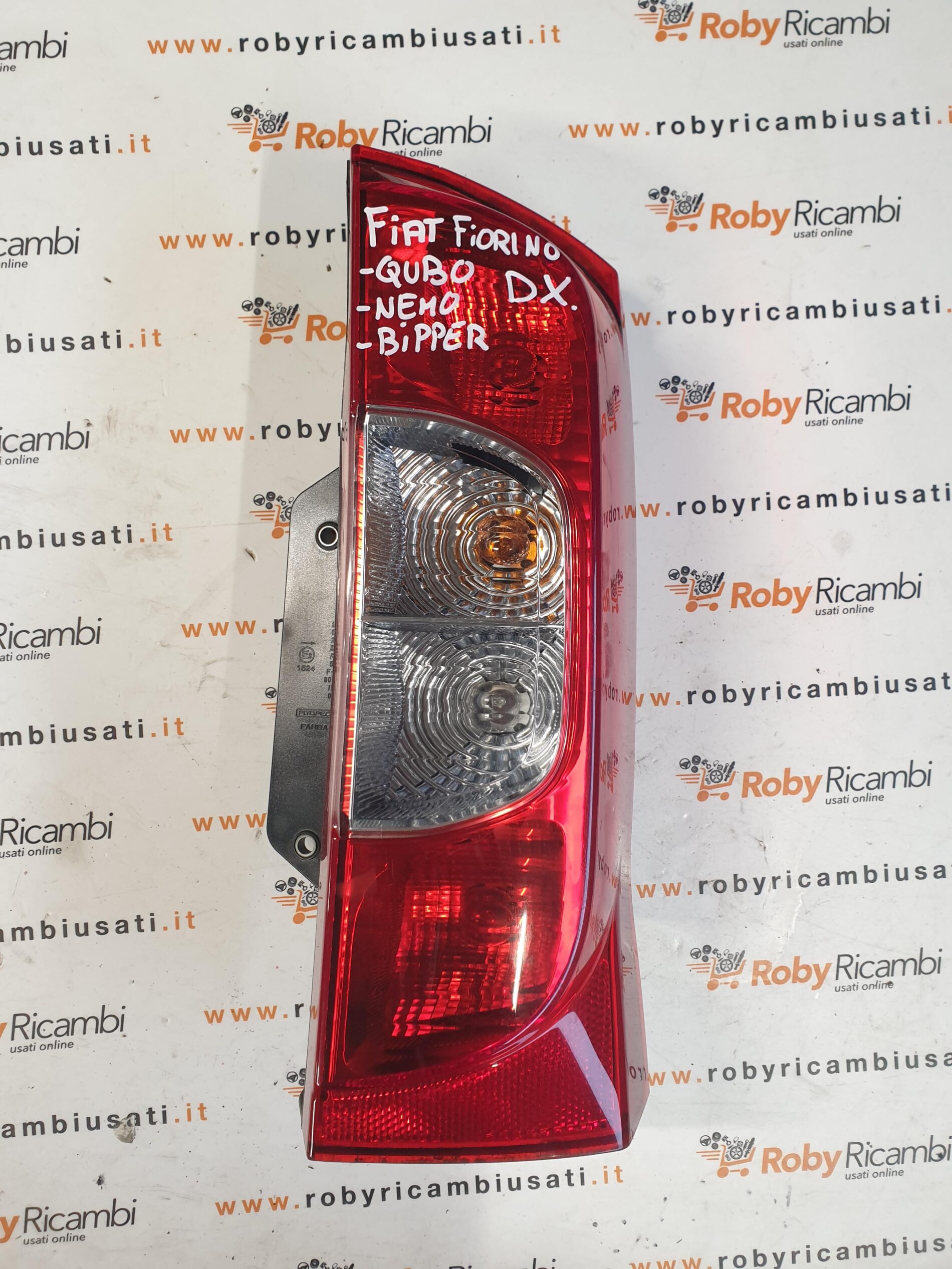 Fanale Posteriore Destro x Fiat Fiorino/Qubo/Nemo/Bipper