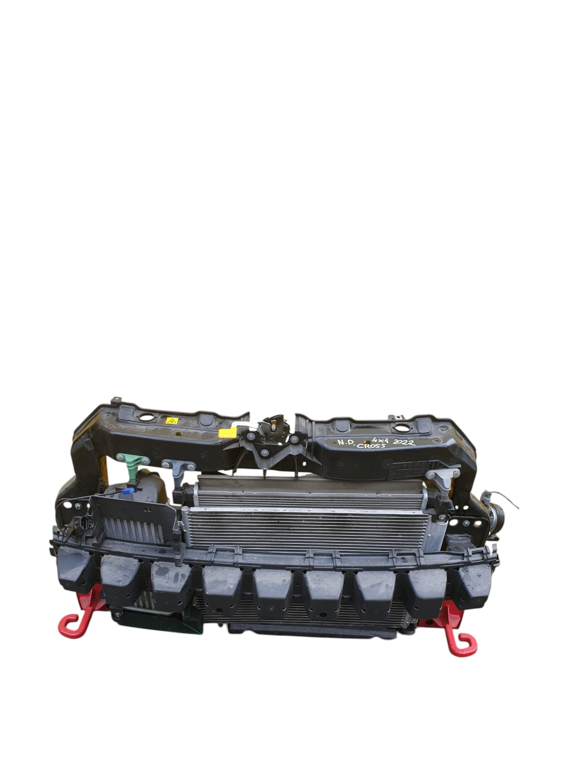 radiatore-con-frontale-parte-anteriore–scaled radiatore-con-frontale-parte-anteriore–scaled