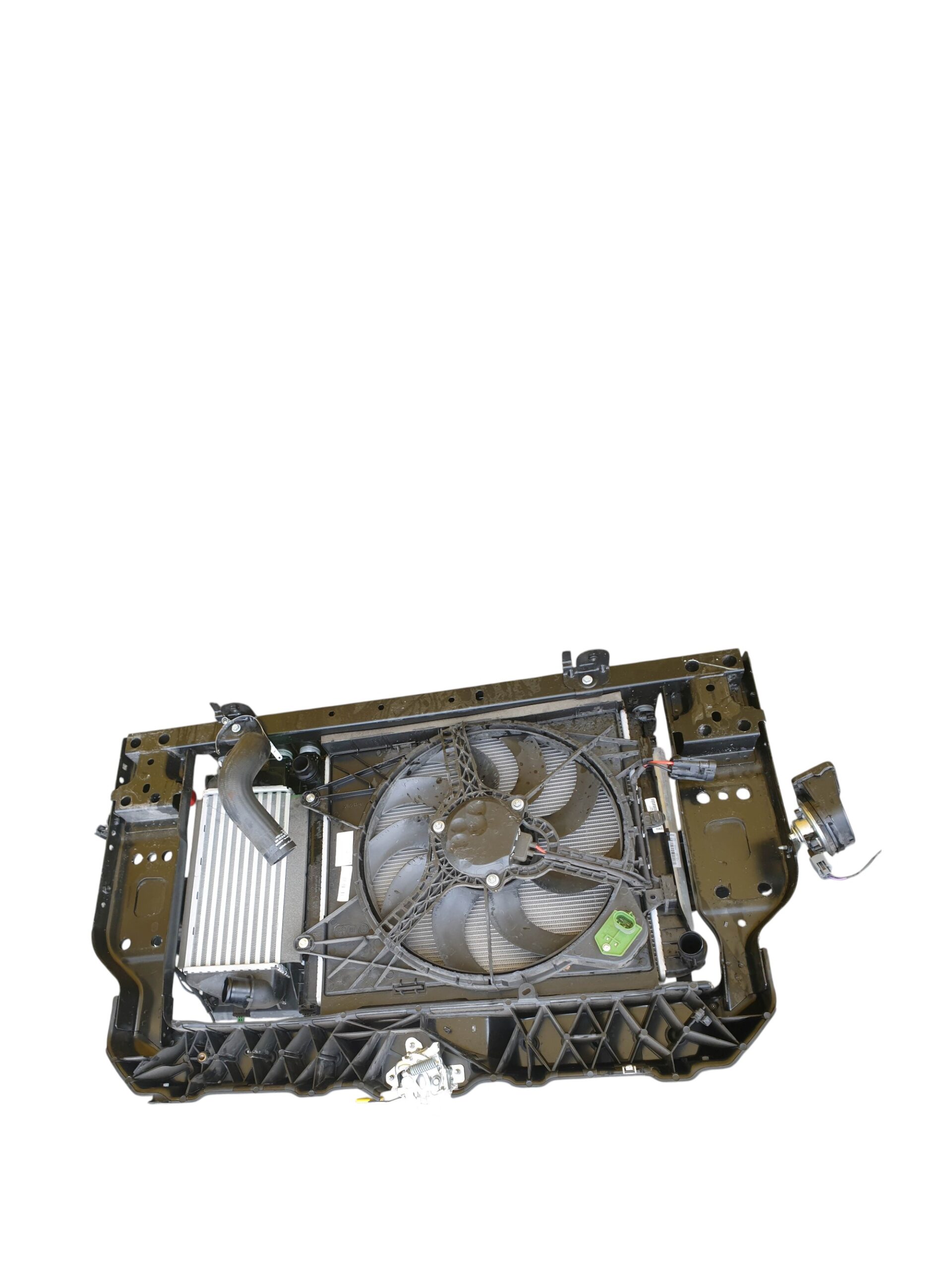 radiatore-con-frontale-parte-posteriore–scaled radiatore-con-frontale-parte-posteriore–scaled