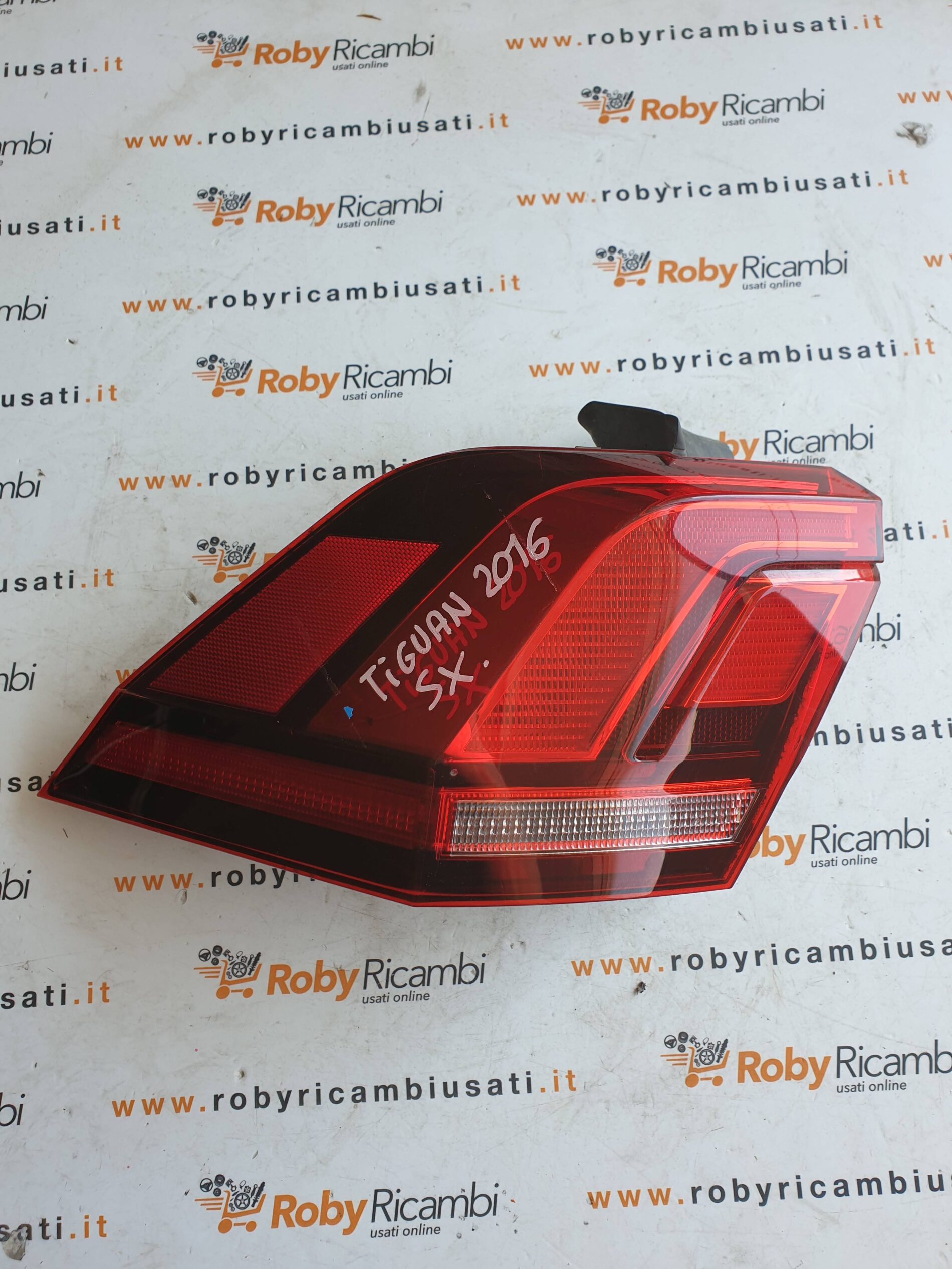 Fanale Posteriore Sinistro Volkswagen Tiguan – 2016