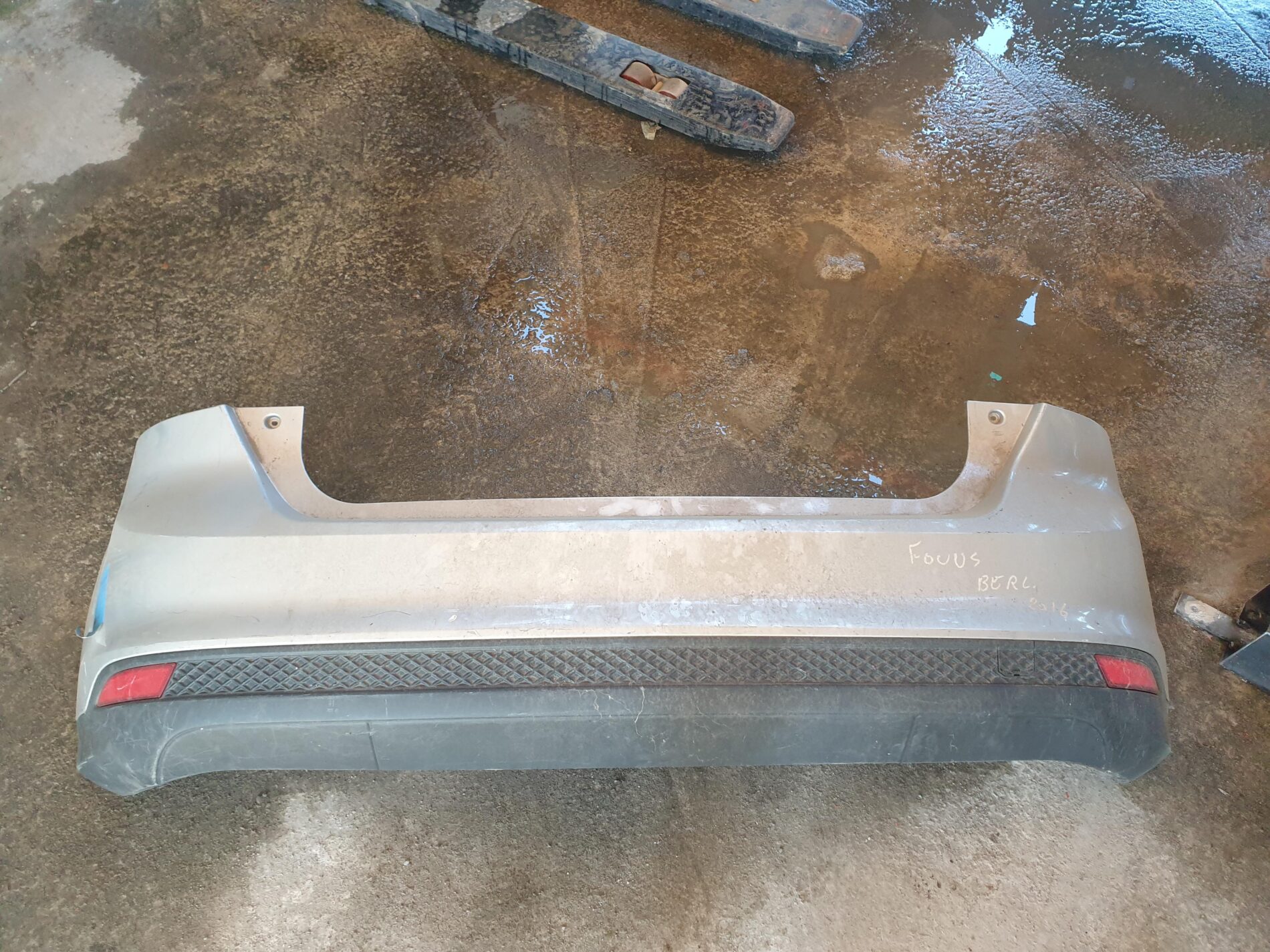 Paraurti Posteriore x Ford Focus Berlina – 2014