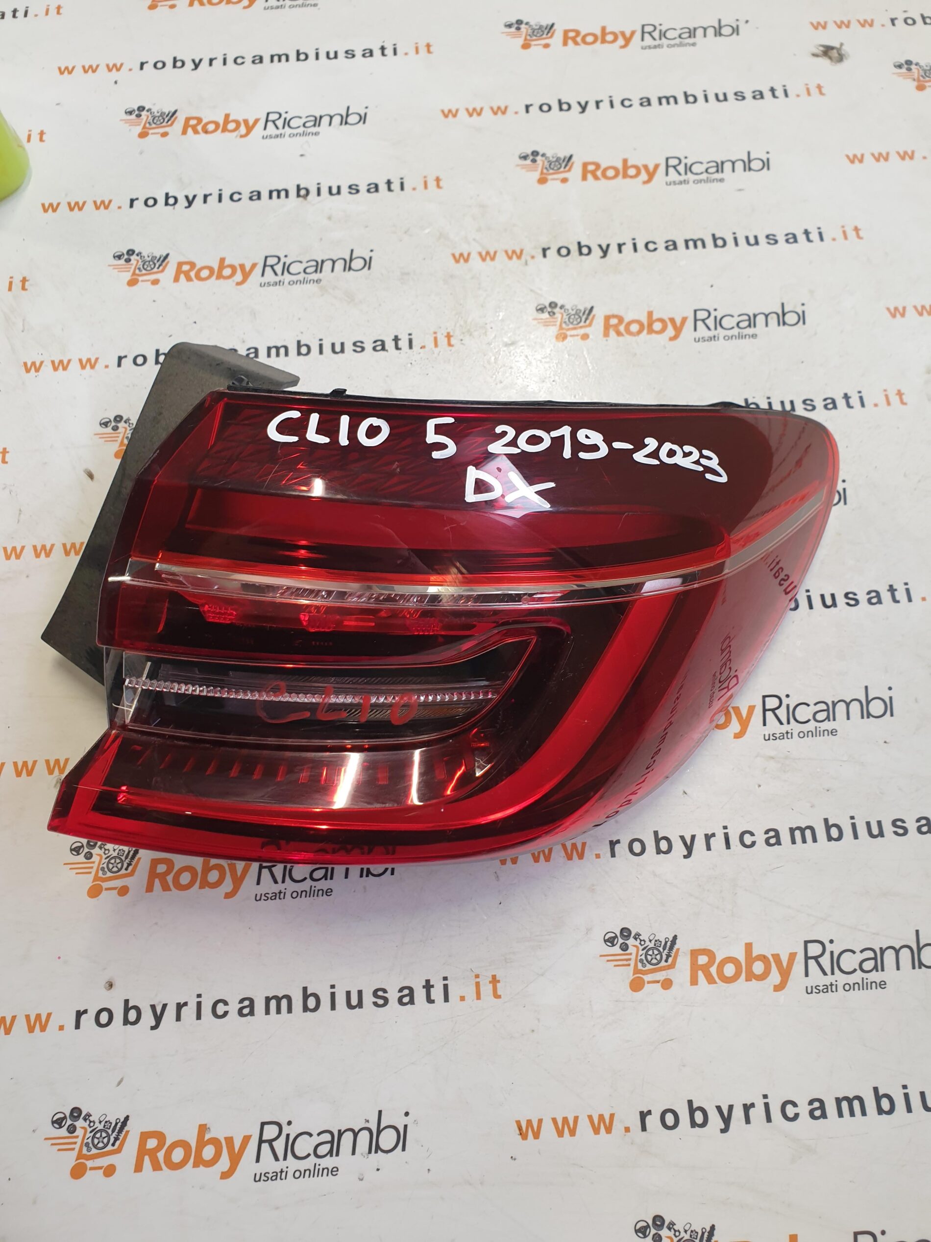 Fanale Posteriore Destro x Renault Clio 5 – 2019/2023