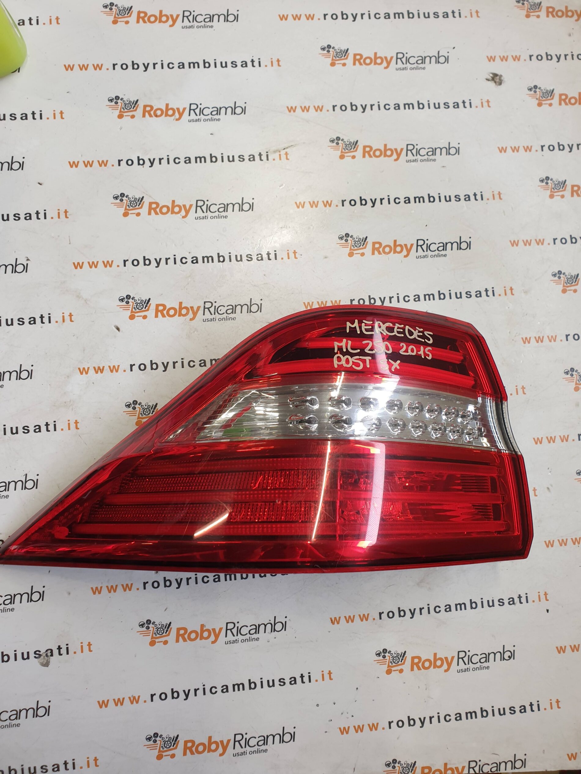 Fanale Posteriore Sinistro x Mercedes ML 250 W166 – 2015