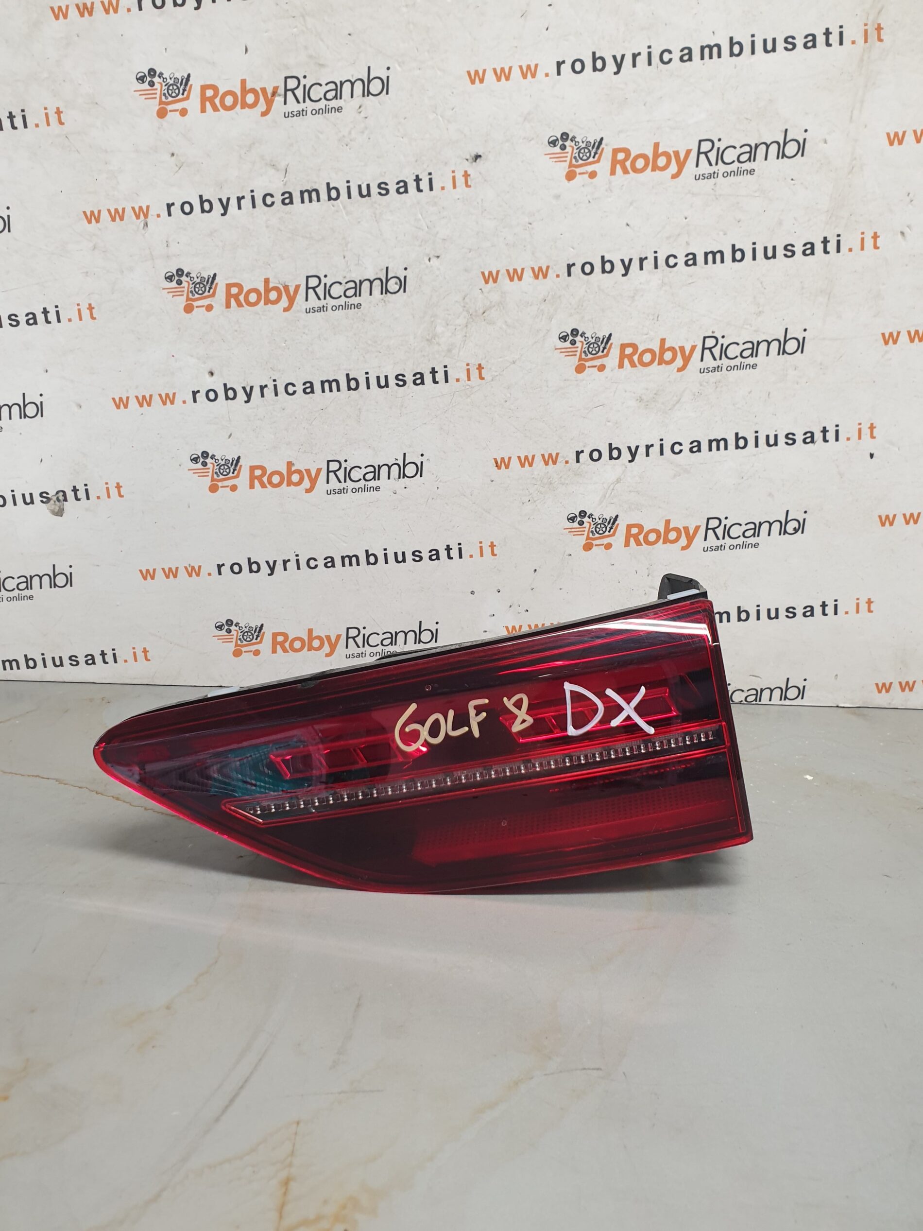 Fanale Posteriore Interno Destro x Golf 8 – 2023