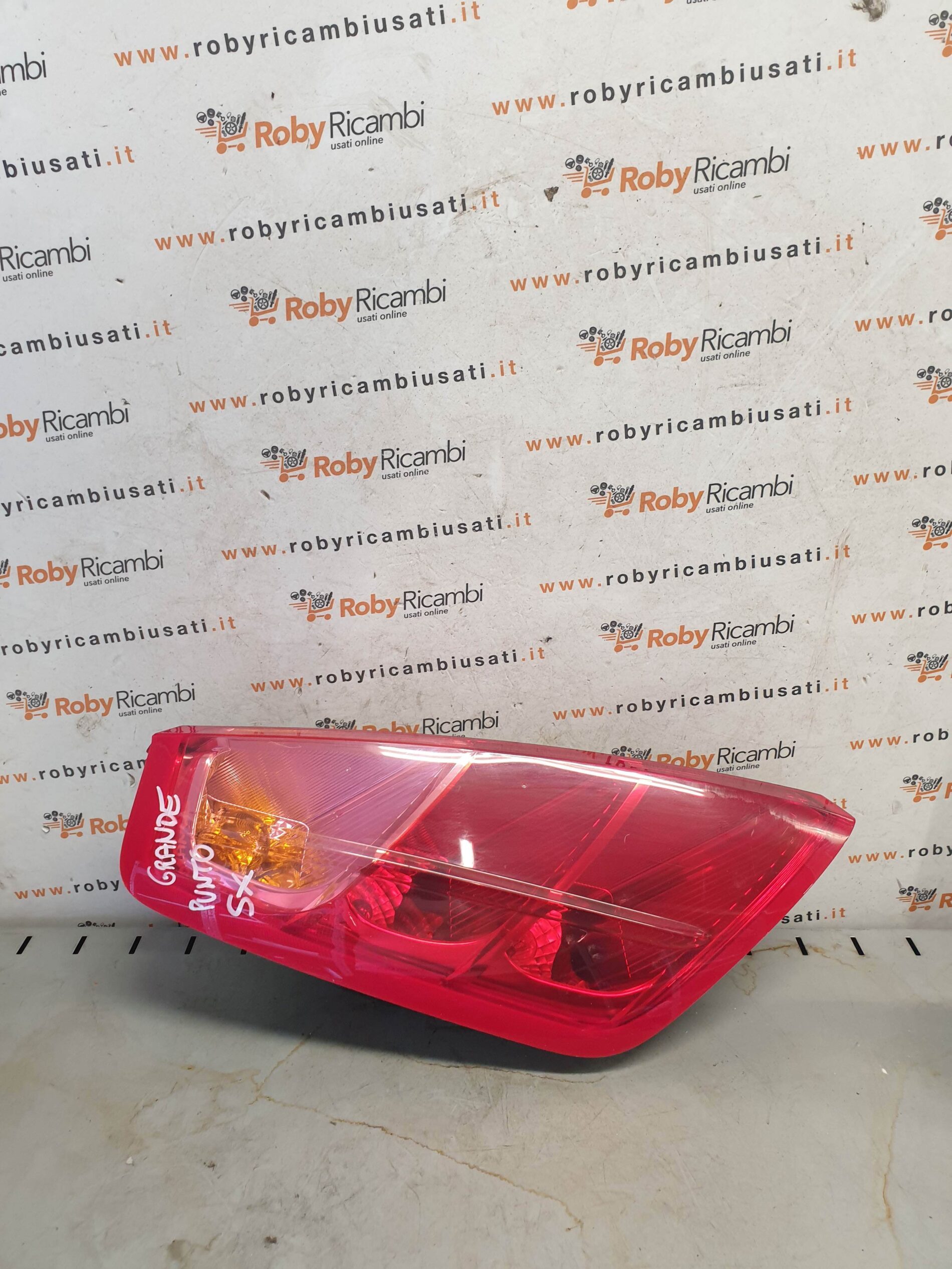Fanale Posteriore Sinistro x Fiat Grande Punto – 2006 >