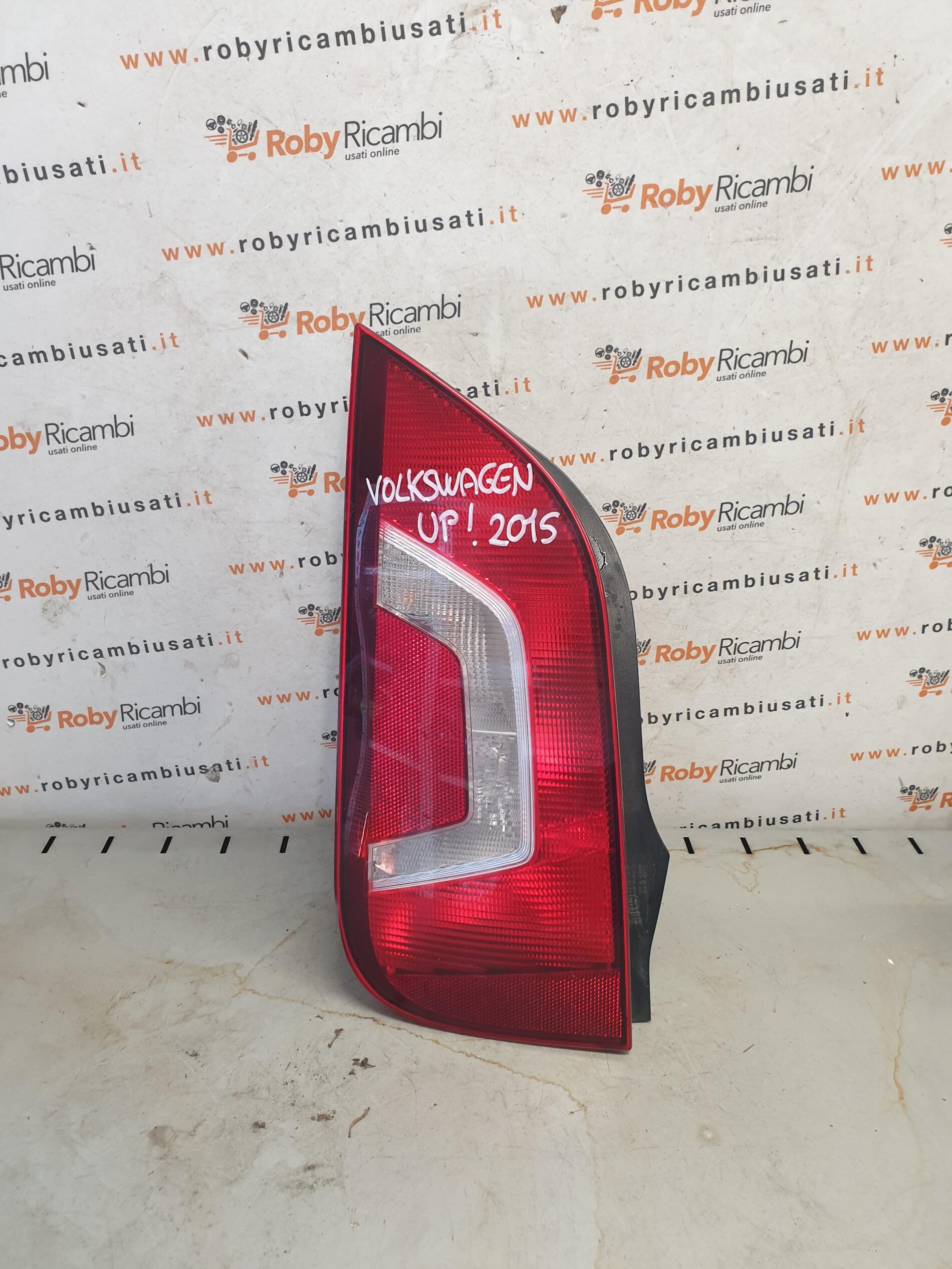 Fanale Posteriore Sinistro x Volkswagen UP – 2015