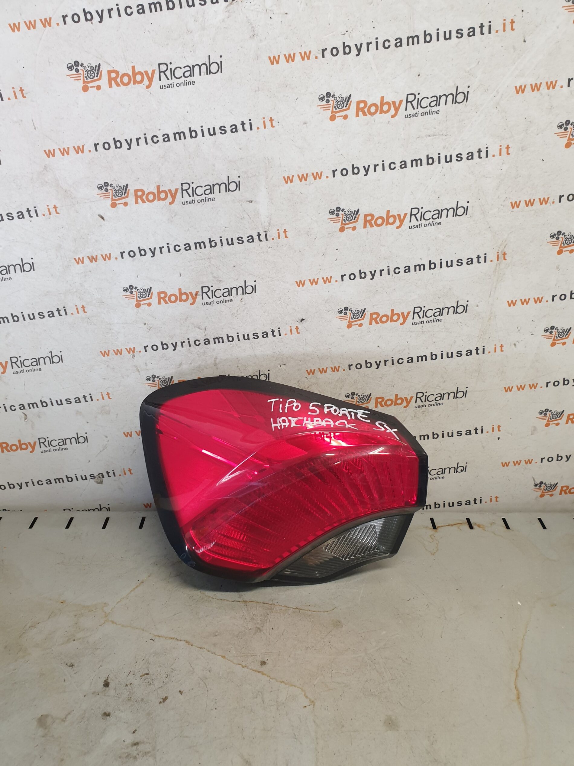 Fanale Posteriore Sinistro x Fiat Tipo – 2015 >
